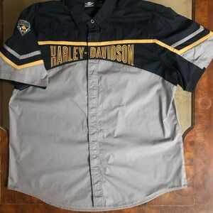 Harley-Davidson Men's Black and Gray Shirt